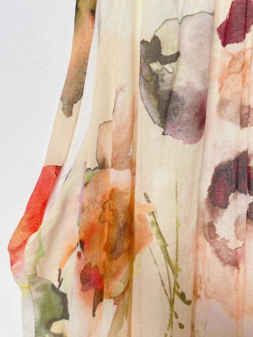 Bellambra Sleeveless Floral Halter Mini Dress - Picture 4 of 9